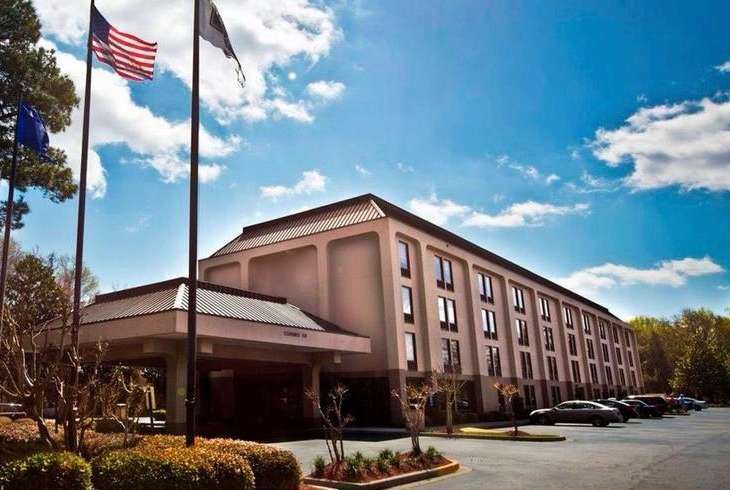 Hotel Wingate By Wyndham Charleston Coliseum North Charleston Exterior foto